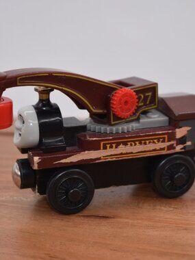 2003 Harvey Crane Thomas the Train Tank Engine Wooden Railway Friends Vi…